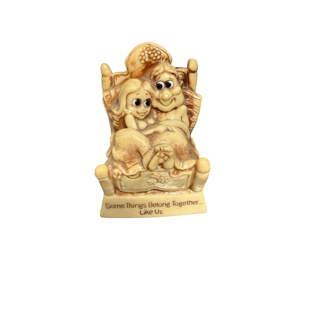 Vintage 1970 Russ Berrie Co Some Things Belong Together Resin Statue Figurine